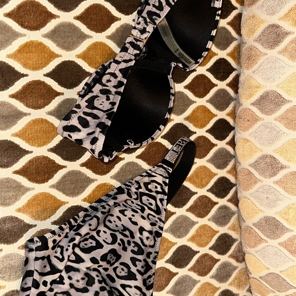 Victorias Secret Swim 2 pieces - Picture 3 of 7